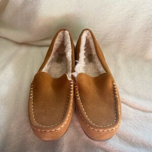 Koolaburra Tan Suede Slippers